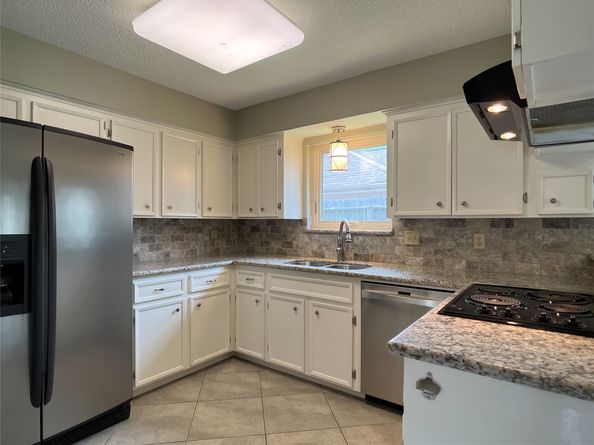 11914 Waldemar Drive, Houston TX 77077