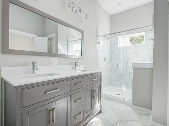 802 Berry Sage Lane, Houston TX 77022