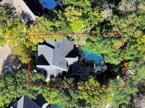 11818 Castle Ridge Drive, Houston TX 77077