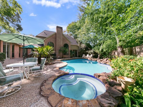 11818 Castle Ridge Drive, Houston TX 77077