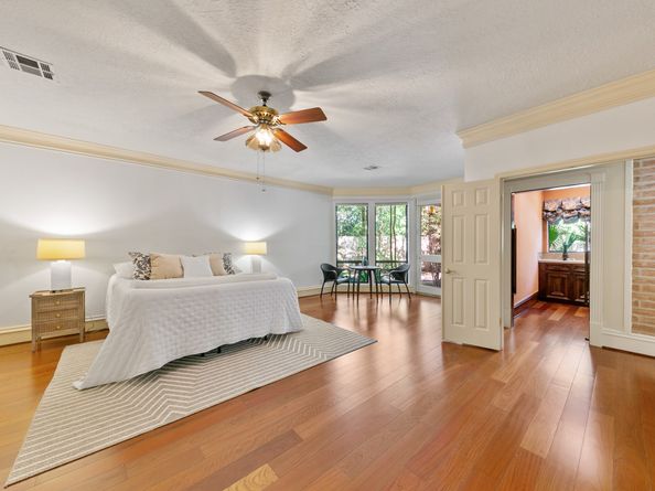 11818 Castle Ridge Drive, Houston TX 77077