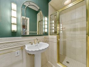 11818 Castle Ridge Drive, Houston TX 77077