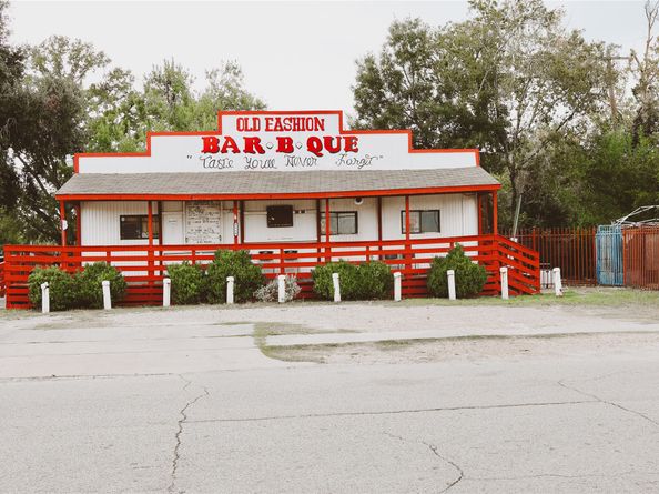 8110 Southbank Street, Houston TX 77033