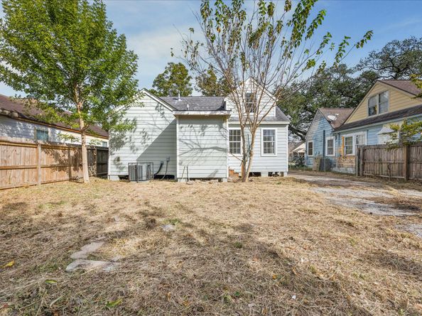 5128 Leeland Street, Houston TX 77023