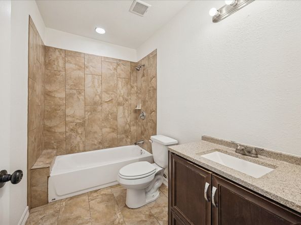 5128 Leeland Street, Houston TX 77023