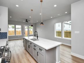 6817 Peerless Street, Houston TX 77021