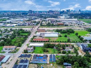 6817 Peerless Street, Houston TX 77021