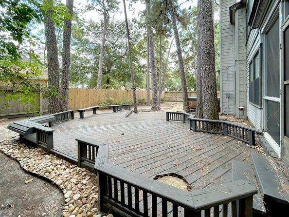 3 N Mossrock Road, The Woodlands TX 77380