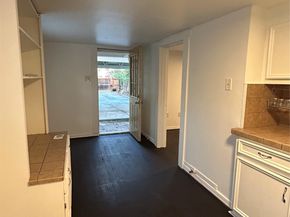 209 Walton Street, Houston TX 77009