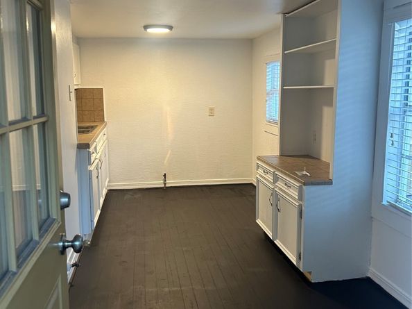 209 Walton Street, Houston TX 77009