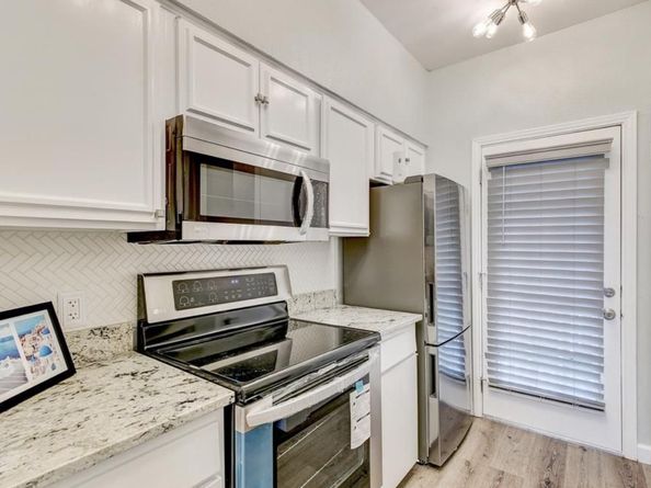 4401 Bellaire Drive S 126S, Fort Worth TX 76109