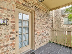4401 Bellaire Drive S 126S, Fort Worth TX 76109