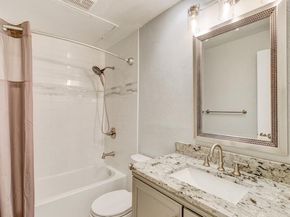 4401 Bellaire Drive S 126S, Fort Worth TX 76109