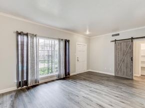 4401 Bellaire Drive S 126S, Fort Worth TX 76109