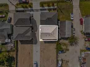 241 Rebecca Street B, Houston TX 77022