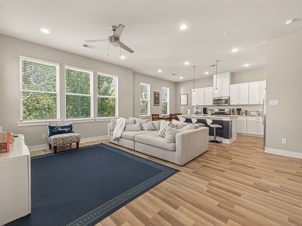 6744 Del Rio Street, Houston TX 77021