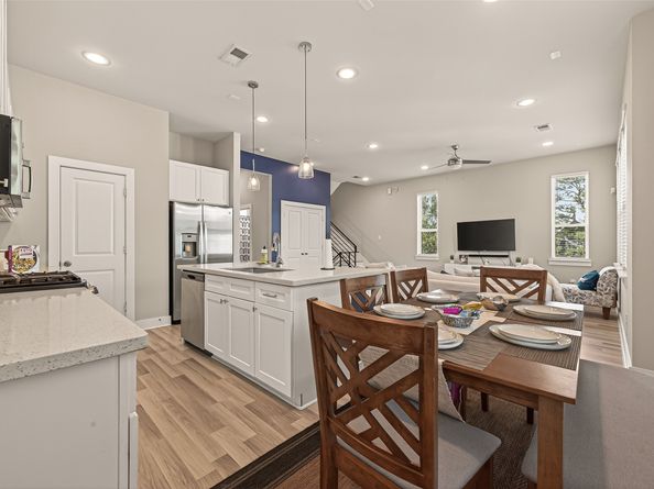 6744 Del Rio Street, Houston TX 77021