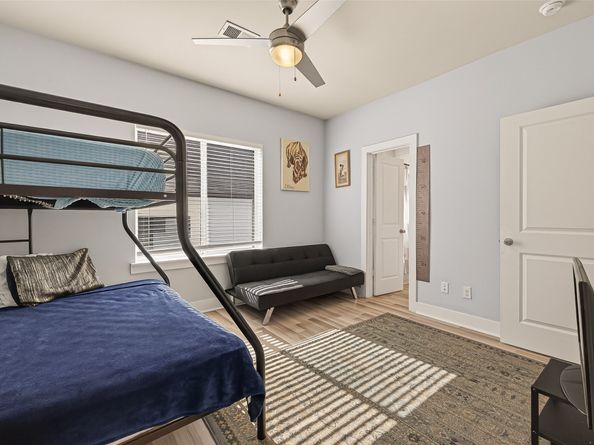 6744 Del Rio Street, Houston TX 77021