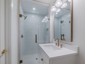 1725 Wroxton Court, Houston TX 77005