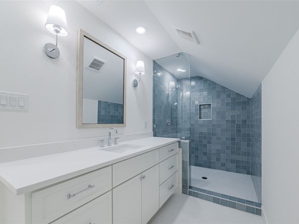 1725 Wroxton Court, Houston TX 77005