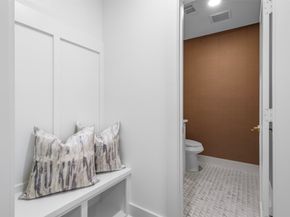 1725 Wroxton Court, Houston TX 77005