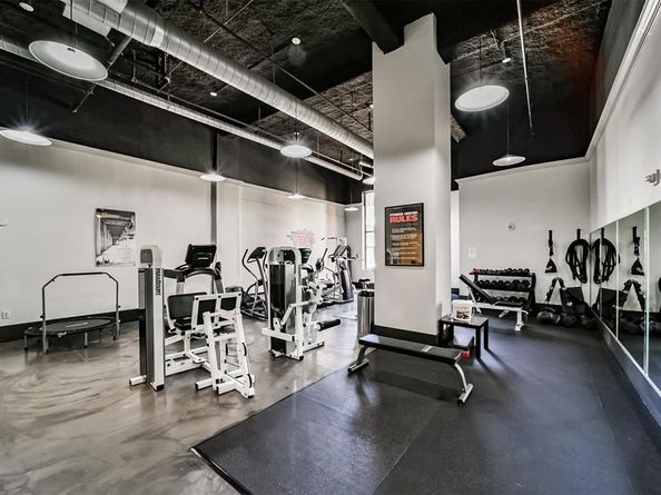 915 Franklin Street 2I, Houston TX 77002