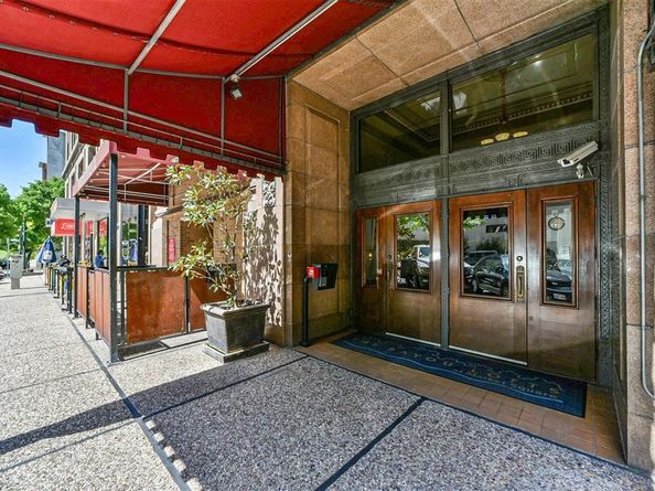 915 Franklin Street 2I, Houston TX 77002