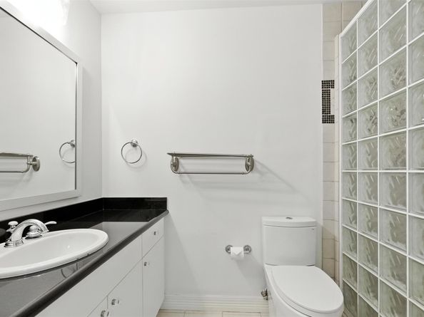 915 Franklin Street 2I, Houston TX 77002