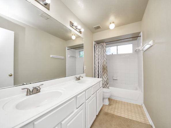 7902 Belterraza Court, Houston TX 77083