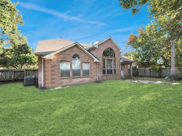 7902 Belterraza Court, Houston TX 77083