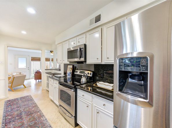 13050 Trail Hollow Drive, Houston TX 77079