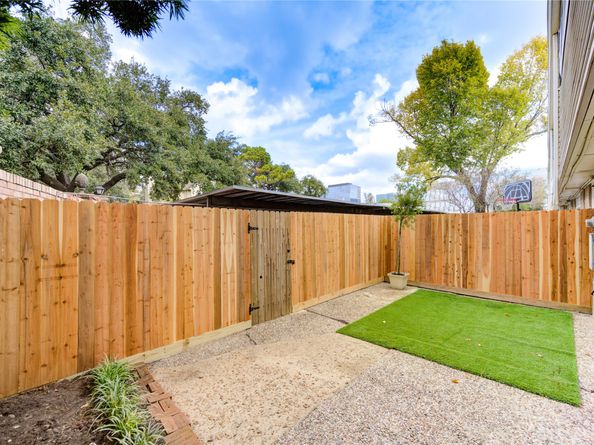 13050 Trail Hollow Drive, Houston TX 77079