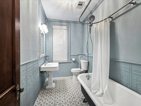 1214 Heights Boulevard, Houston TX 77008