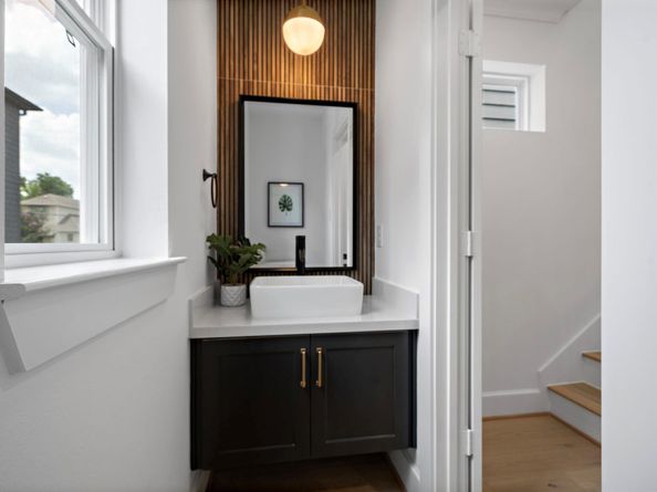 925 Fisher Street D, Houston TX 77018