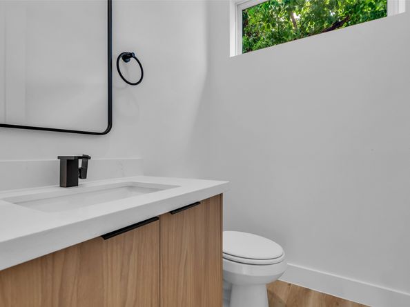 3407 Hutchins Street, Houston TX 77004