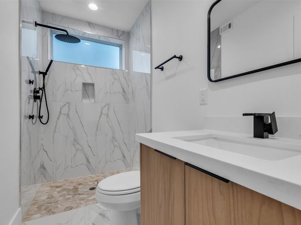 3407 Hutchins Street, Houston TX 77004