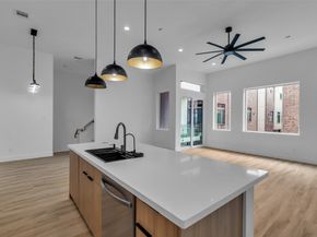 3407 Hutchins Street, Houston TX 77004