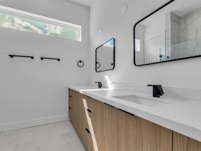 3407 Hutchins Street, Houston TX 77004