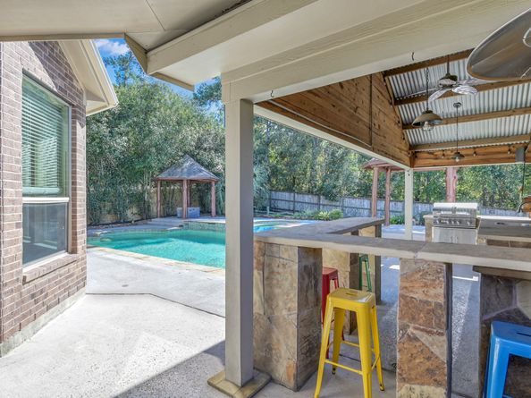 2458 S Bramlet Drive, Conroe TX 77304