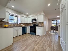 4810 Theall Road, Houston TX 77066