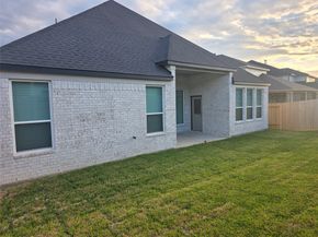 3223 Bushy Hawthorn Drive, Conroe TX 77301