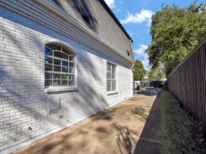 5330 Braesheather Drive, Houston TX 77096