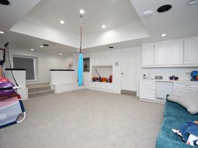5330 Braesheather Drive, Houston TX 77096