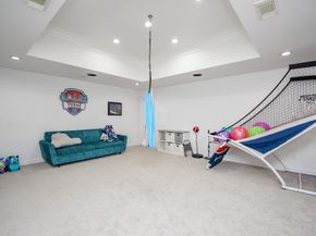 5330 Braesheather Drive, Houston TX 77096