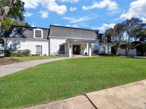 5330 Braesheather Drive, Houston TX 77096