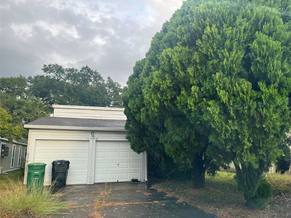 2106 Peppermill Road, Houston TX 77080