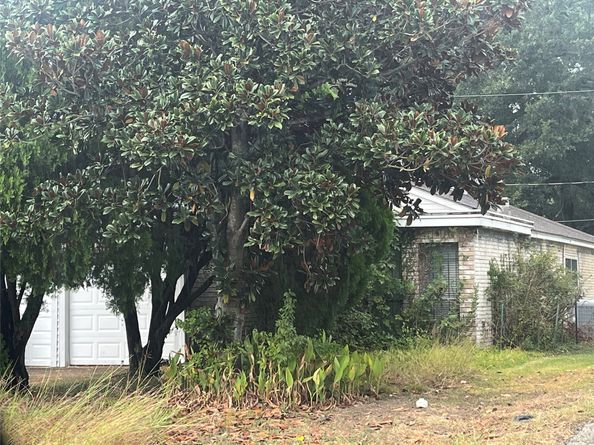 2106 Peppermill Road, Houston TX 77080