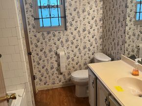 2106 Peppermill Road, Houston TX 77080