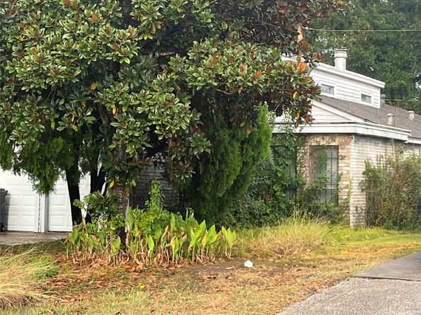 2106 Peppermill Road, Houston TX 77080