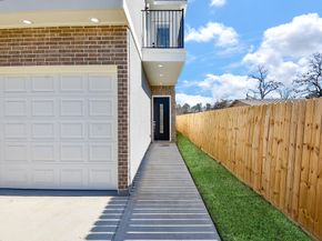 8700 Lanewood Drive, Houston TX 77016